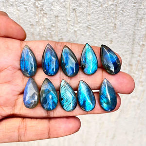 Doğal mavi gösterişli labradorit gevşek taş 10x20mm armut şekli cabochon pürüzsüz cilalı kalibre toptan lot - Product Image 1