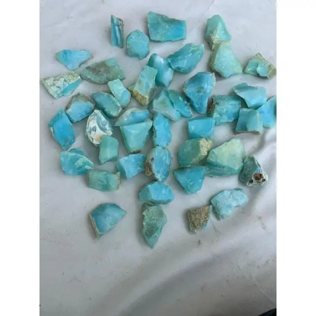 أحجار خام بيروفية زرقاء طبيعية عالية الجودة بفلاش كامل من الأوبال للبيع بالجملة أحجار كريمة خام خام من العقيق