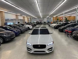 Kullanılan 2018 Jaguar XF 25t r-sport 25 25t r-sport 4dr Sedan benzin - Product Image 3
