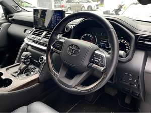 2022สำหรับ Toyota Landcruiser 300 VXR 3.3D ดีเซล SUV น้ำหนักเบาภายในเครื่องยนต์เทอร์โบ ACC ใช้เกียร์อัตโนมัติพวงมาลัยซ้าย - Product Image 2