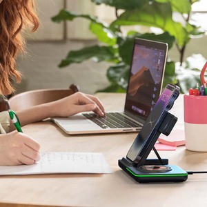 カスタム9 7 6 5 4 3 in 1ポータブルフォールドQiワイヤレス磁気充電器スタンドiPhone用Apple Watch 6 5 4 3 2 1 TYPE-C - Product Image 6