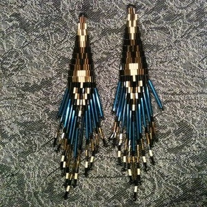 Estilo étnico Banhado A Ouro Pérola Dangle Brincos das Mulheres Boêmio Longa Corda Frisada Casamento Casual Borla Forma/Padrão Atacado