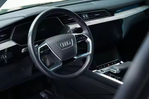 2021 Aud.ii e-tron Sportback çift motorlu Premium Premium Plus Trim siyah optik paket değiştirilmemiş iklim dostu seçecek - Product Image 3