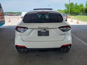 Fairly Used Neatly 2022 Masera Ti <strong>Levante</strong> Modena S AWD 3.0L Twin Turbo Gas 8-Speed at 430bhp - Product Image 2