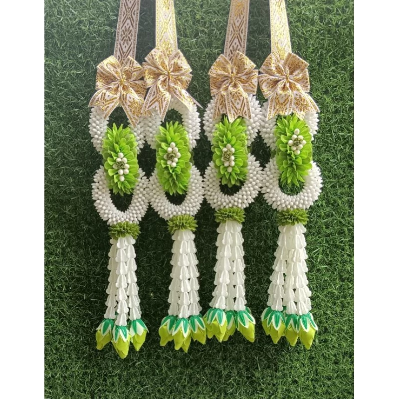 สีเขียว