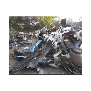 <span class=keywords><strong>PP</strong></span>車のバンパースクラップは、耐衝撃性と耐久性が高いリサイクルのためにバルクで利用可能
