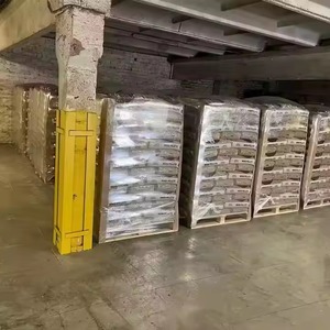 Satılık toptan ahşap peletler çam ağacı pelet 6mm 15KG / 25kg çanta ucuz fiyat hızlı teslimat