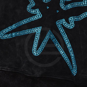 קפוצ 'ון מעוטר לגברים עם תסריט מבריק rhinestone modie עם rhinestone לוגו rhinestone