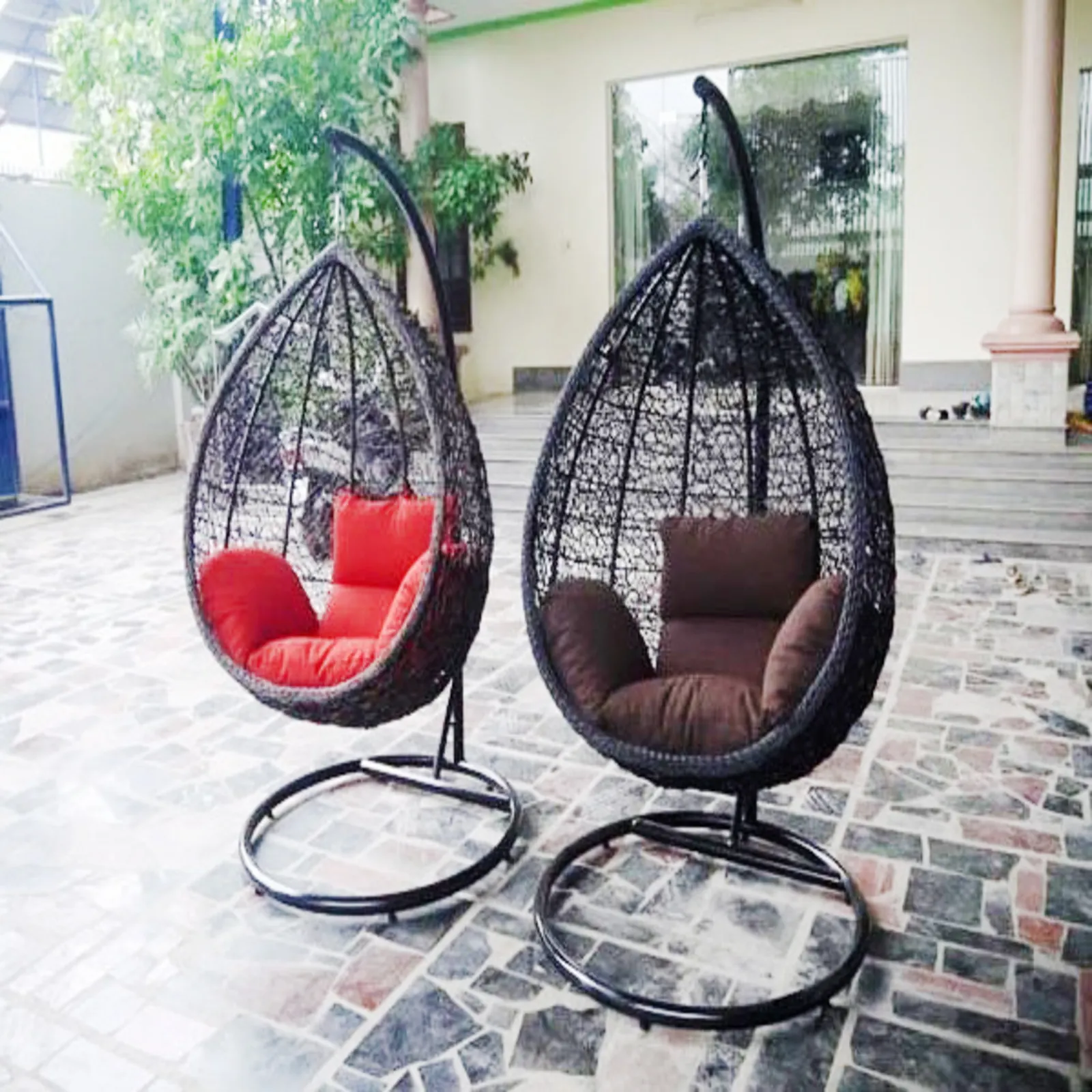 Balançoire de jardin suspendue pour l'extérieur Chaise à oeufs avec coussin en rotin et osier Chaise à double balançoire taille adulte pour enfants