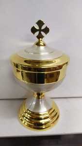 קלאסי מתכת Ciborium לכנסייה מוצר עגול יין גביע כסף צלחת צבע בית חידוש גותי מרוקע מוכשר אספקת פריט