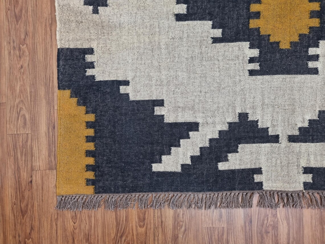 Identique à l'image