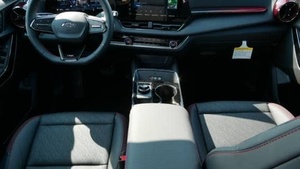 <span class=keywords><strong>2025</strong></span>年手頃な価格のcChev -roletが2RS AWDを搭載したinox R-S