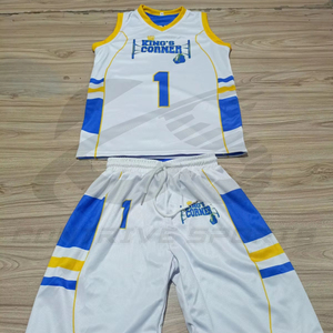 カスタムメンズ大学バスケットボールユニフォームプリントリバーシブルメッシュポリエステルチーム名プリントバスケットボールジャージーショーツセット