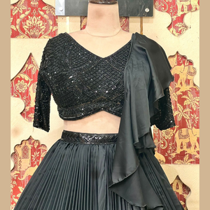 Çarpıcı siyah renk Lehenga ağır Beats el ile güzelce süslenmiş, hindistan'dan tüm işlevler için mükemmel çalışıyor - Product Image 3
