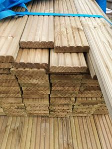 Teak Anti-Slip <strong>Decking</strong> for <strong>Decking</strong> Solutions Eucalyptus Anti-Slip <strong>Decking</strong> for Custom Projects - Product Image 3