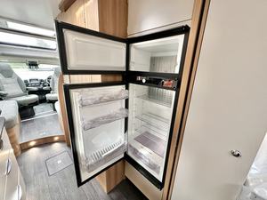 2019 Fleetwood Pulse 24B Class C Motorhome б/у RV Euro 5 Emission 4-6 пассажиров микроволновая печь - Product Image 4