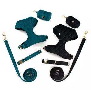 プルドッグハーネスなし調節可能なコンフォートベルベット生地カスタムドッグハーネスセット、マッチカラー蝶ネクタイ付き - Product Image 4