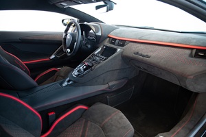 L A M B O R G H I N I A V E n A D O R ultimae LP 780-4เกียร์อัตโนมัติพลังม้า700-800 HP - Product Image 3