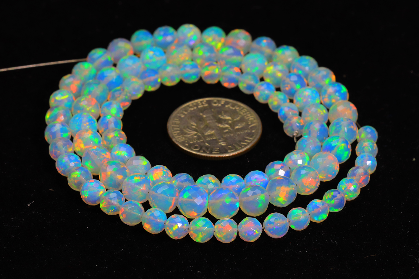 เช่นเดียวกับภาพ