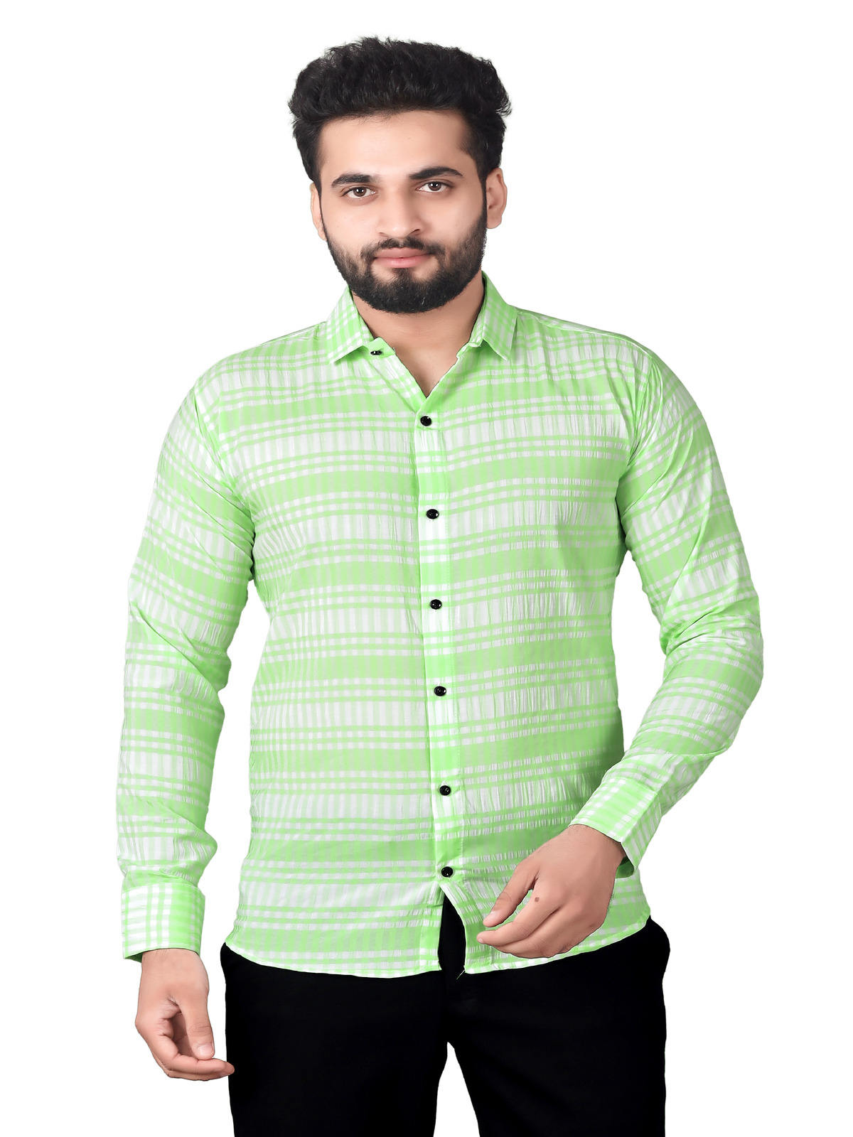 สีเขียว