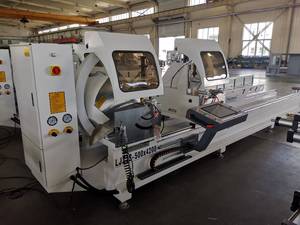 Çekirdek Motor ve PLC bileşenleri içeren UPVC CNC pencereler ve kapılar işleme için çift kafa gönye alüminyum kesici testere makinesi - Product Image 2