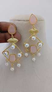 Серьги-подвески с геометрическим жемчугом - Product Image 5