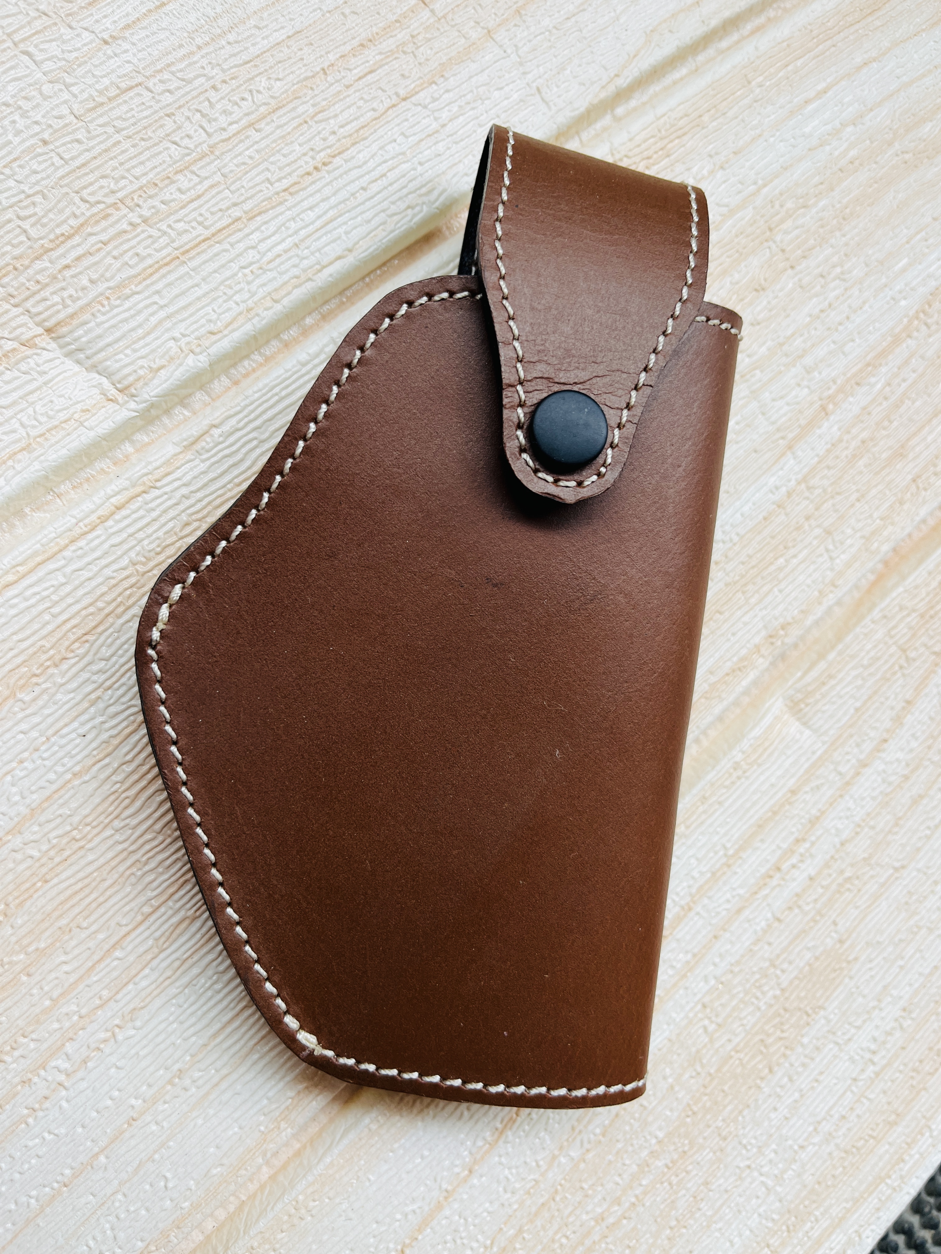 สีน้ำตาล