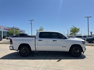 2024 RAM 1500 מוגבל מונית 4wd צוות