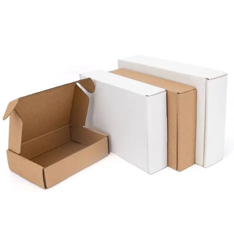 En Stock Bajo Moq Cuadrado Biodegradable Ropa Accesorios Caja de Envío de Cartón Cajas de Correo Corrugado Kraft