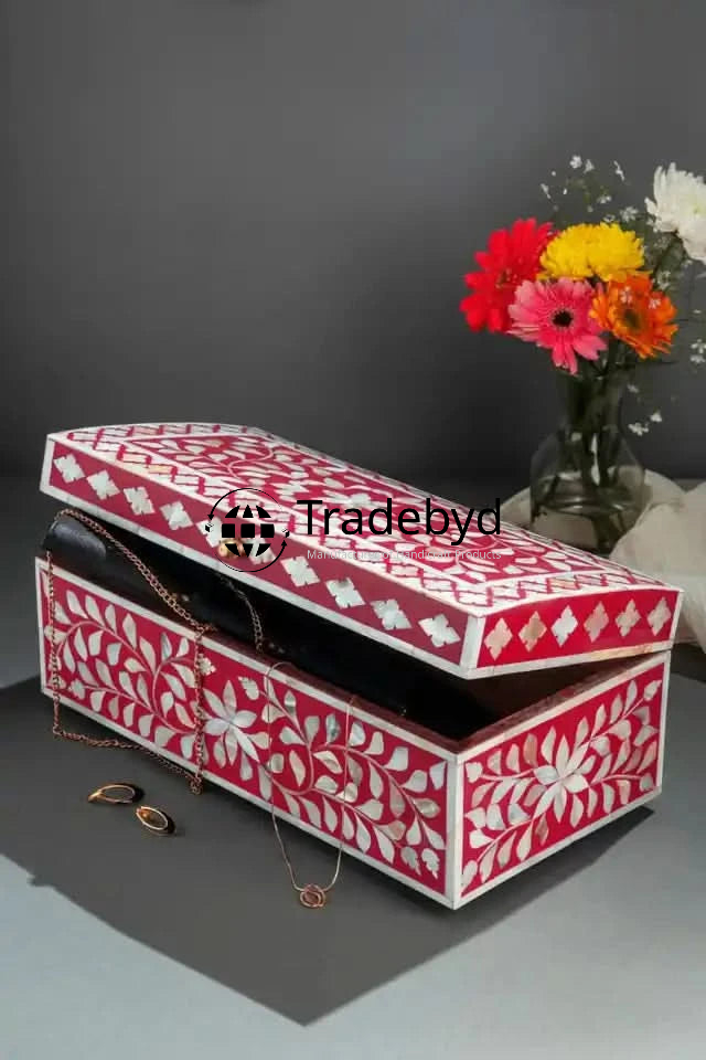 Available in different Colors