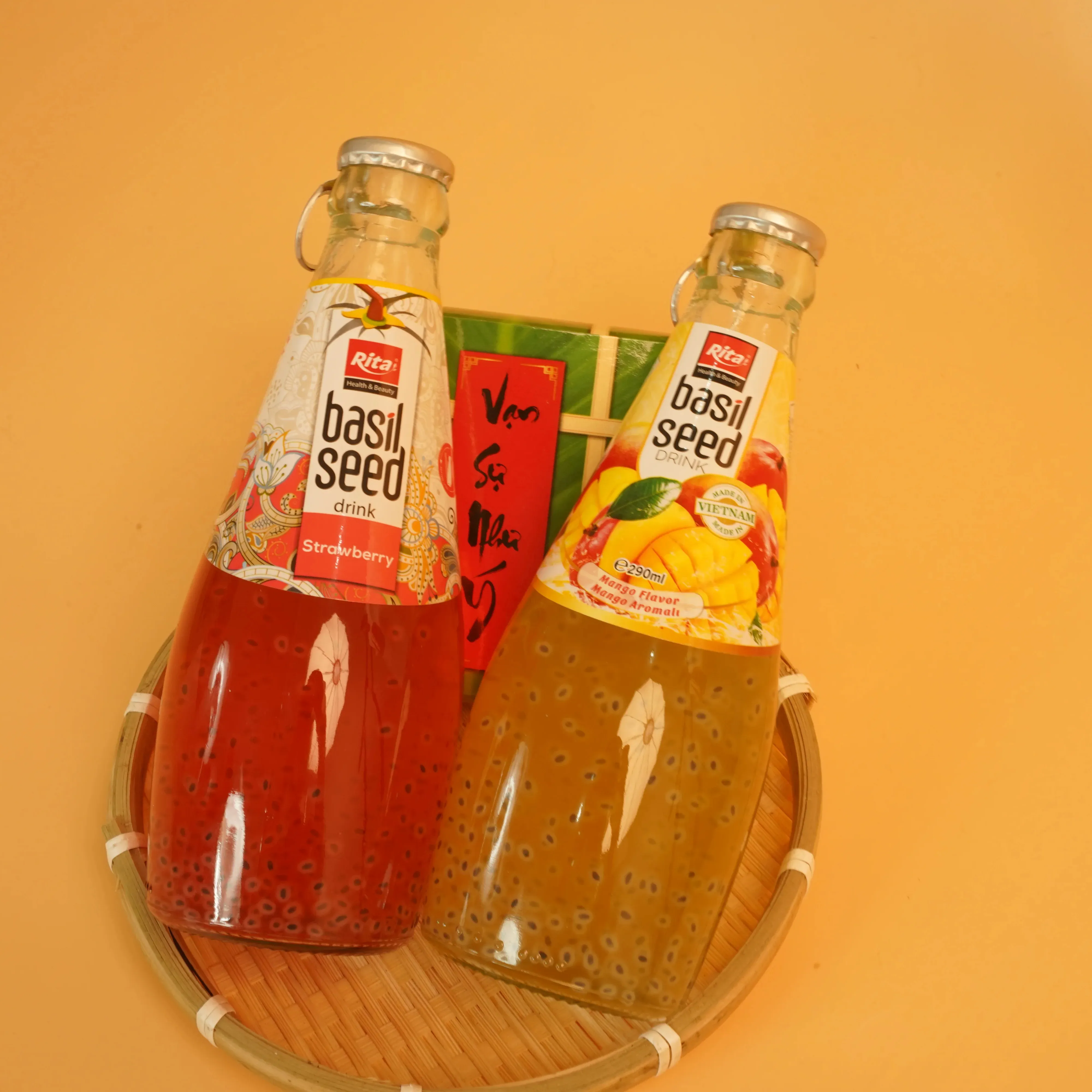 Bouteille en verre de 290ml avec étiquette personnalisée boisson aux graines de basilic à saveur de fraise graines de basilic de qualité supérieure à exporter boisson OEM