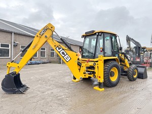 中古JCB 3DX 3CXプラスエコ4WDバックホーローダーミニフロントローダー1トン定格負荷エンジンモーターベアリングムーグ油圧ポンプコア - Product Image 4