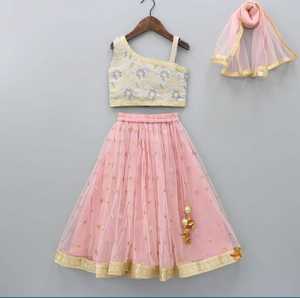 设计师看起来花哨的无袖网布粉色儿童女孩民族<span class=keywords><strong>Lehenga</strong></span> Choli duppatta与gota作品<span class=keywords><strong>lehenga</strong></span>和duppatta