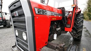 二手梅西弗格森MF 399 MF 385 MF 390 4X4拖拉机，配有160马力电机2WD轮式农业机械，价值巨大!