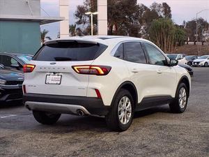 เบาะผ้า R17ยางรถฟอร์ดรุ่น Active Escape AWD พร้อมเครื่องยนต์เทอร์โบควบคุมความเร็วคงที่ - Product Image 3