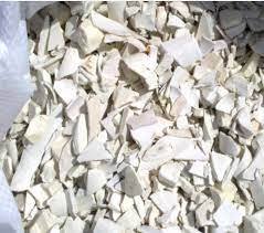 ממוחזר UPVC צינור גרוטאות ו PVC חלון פרופיל שבבי לבן ואפור צבע