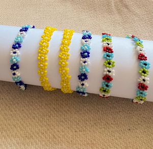 Napali Premium Quality Crystal <strong>Seed</strong> <strong>Bead</strong> Bracelet Mix Colour Roll Bracelets with White Red 2mm 3mm 4mm 6mm <strong>Beads</strong> Round <strong>Pattern</strong> - Product Image 1