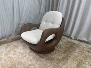Disen Aestheticファーストクラスキャビンシングルラウンジャーチェアリクライニングフレンチサンラウンジクルミ色グラスファイバーチェア
