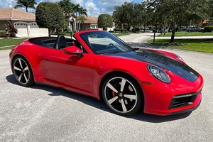 2021年のp-orsche 911カレラ4Sカブリオレ
