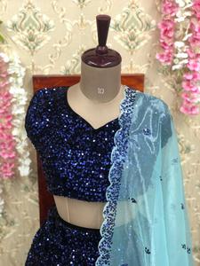 时尚流行花式伦加设计师婚纱生丝Lehenga Choli Dori亮片刺绣作品印度巴基斯坦