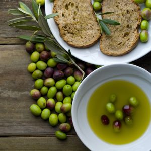 Private Label Extra Virgin Olive <strong>Oil</strong> 1L Tin Spanish, First Cold Pressed for Cooking and Seasoning - Product Image 5