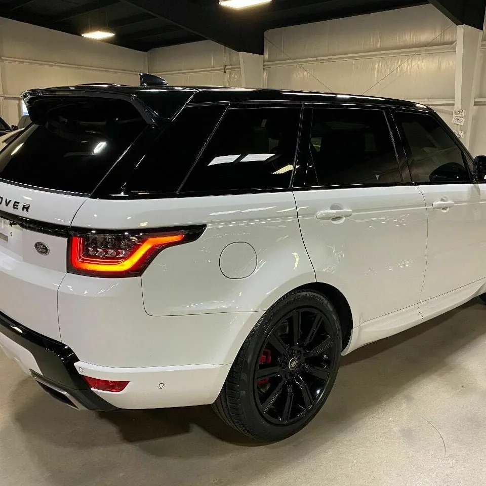 Usado 2020 L y R sobre Ra nge Rover Velar D180 R-Dynamic SE disponible con volante a la derecha. Volante a la izquierda