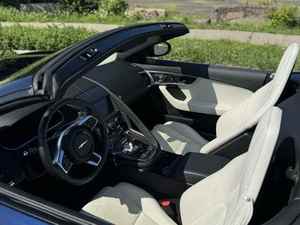 จากัวร์ใช้แล้วสะอาดสุดๆ2023 F-TYPE P450รถเปิดประทุน R-Dynamic - Product Image 2