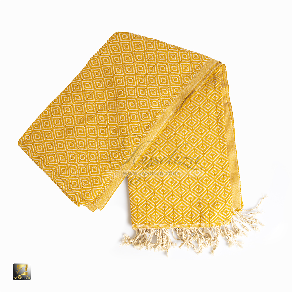 สีเหลือง