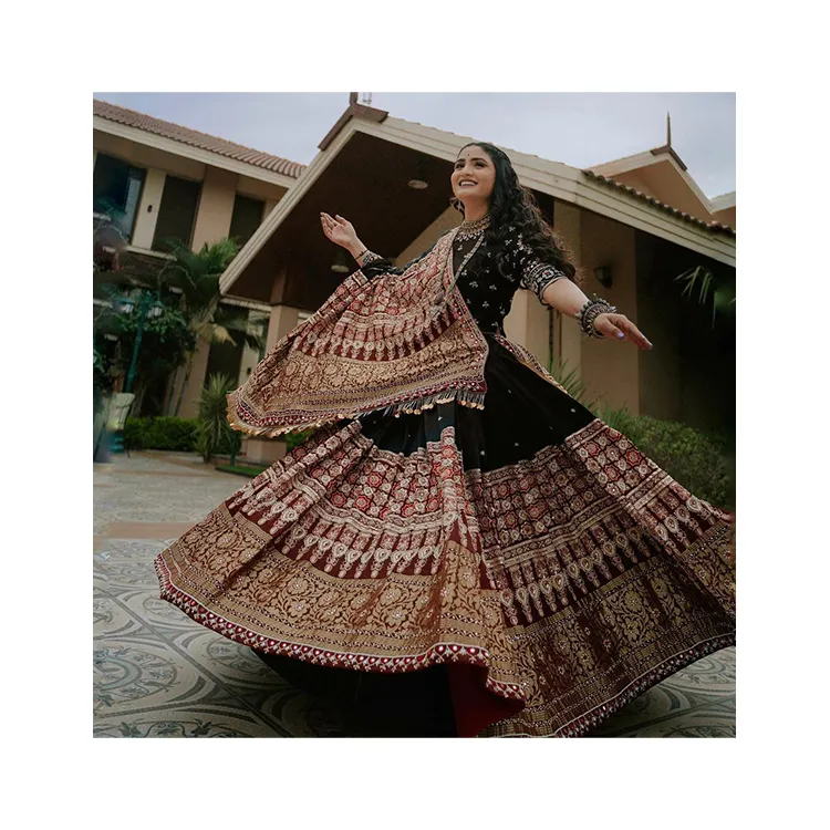 Hint etnik giyim Navratri özel ağır Muslin pamuk baskılı Lehenga Choli ayna ile satılık çalışmak