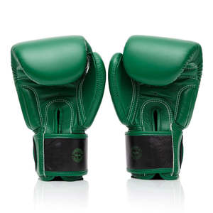 <span class=keywords><strong>2025</strong></span> yeni tasarım profesyonel Fairtex boks eldiveni gerçek inek derisi deri kıvılcım eğitim mücadele boks eldiveni