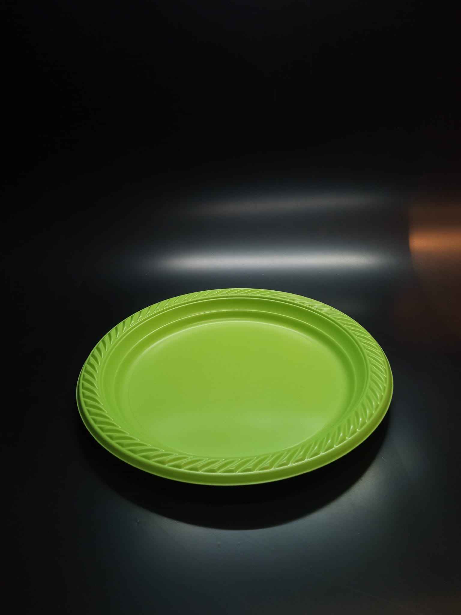 สีเขียวอ่อน