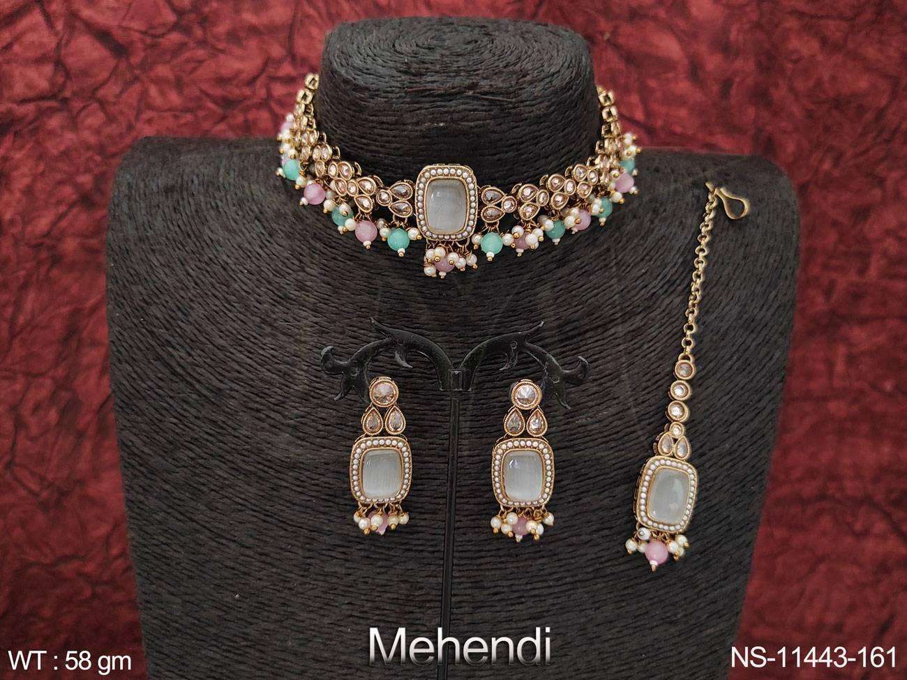 มิ้นท์สีเขียวสีชมพู