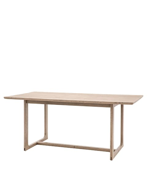 คัสตาร์ม