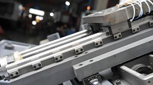 Basso rumore compatto Cnc tornio facile programmazione e funzionamento Cnc tornio macchina torretta 8 stazione macchina tornio Cnc per metallo